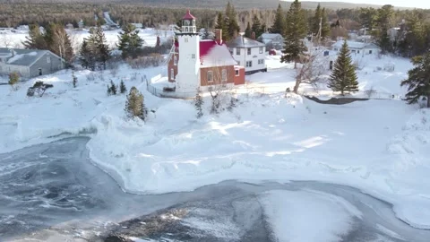 Michigan Lighthouse in Winter Video stock 231501154