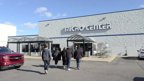 Micro Center computer super store exterior establishing 4k Stock Footage 331836575