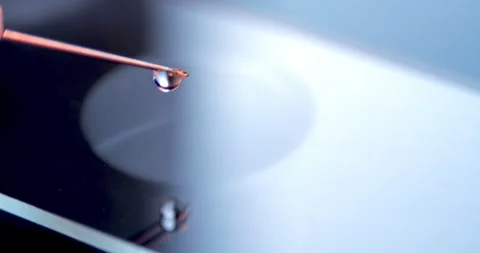 Micro View of Thin Surgical Needle for Hair Transplant and Botulinum Toxin 库存影片 330956539