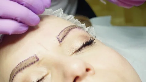 Microblading eyebrows procedure Stock Footage 89662919