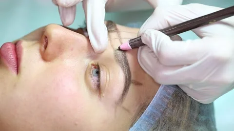 Microblading procedure in the beauty salon Stock Footage 65343513