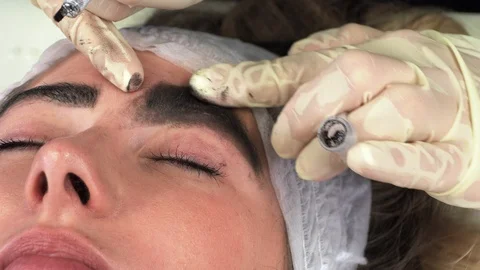Microblading procedures in a beauty salon Video stock 114200131