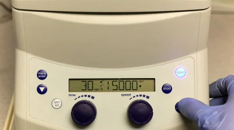  Microcentrifuge spin Vídeos de archivo 629436