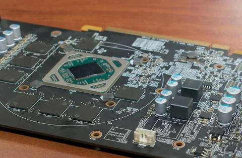 Microchip integrated on electronic circuit board selective focus Foto stock