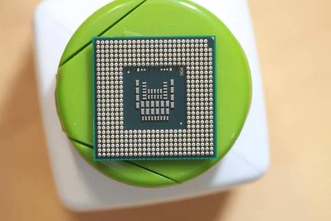 Microchip processor circuit board pins microchip on Main CPU PC processor ... Foto stock