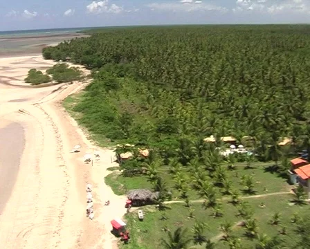 Microlight flight over an island (3) - landing Vídeo Stock 96523