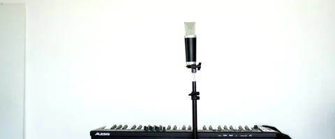 Microphone and Keyboad 库存影片 51680571