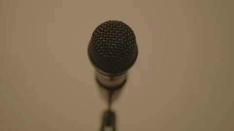 Microphone Close Up Music Stand Singer Vidéo 124979042