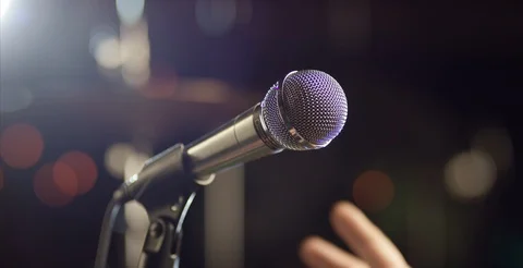 Microphone on the rack 動画素材 114926069