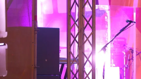 The microphone on the stage on which no one speaks Vidéo 123576229