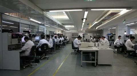 Microscope in technology laboratory 動画素材 40121085