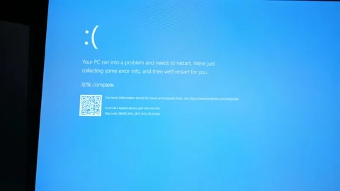 Microsoft Blue Screen Error,Blue Screen of Death 스톡 동영상 279877100