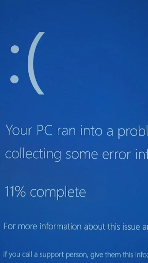 Microsoft Blue Screen Error,Blue Screen of Death,vertical 스톡 동영상 279877367