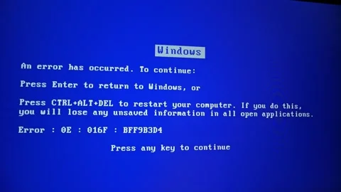 Microsoft Blue Screen Error,Blue Screen of Death 스톡 동영상 279877931