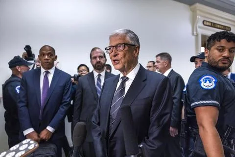 Microsoft co-founder Bill Gates testifies on Capitol Hill on Epstein ties, Washi Stock Photos