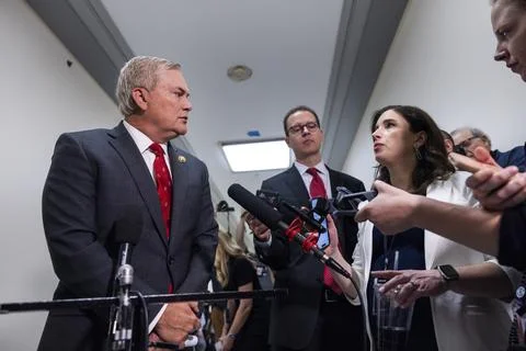 Microsoft co-founder Bill Gates testifies on Capitol Hill on Epstein ties, Washi Stock Photos