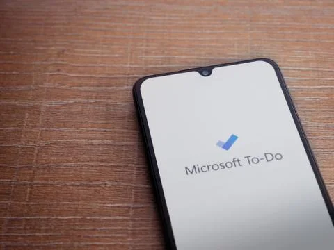 Microsoft To Do app launch screen with logo on the display of a black mobile  Stock Photos