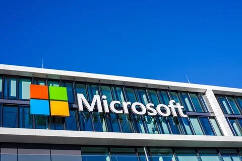  Microsoft logo at office building, Munich Germany MUNICH, GERMANY - DECEM... Fotos de archivo