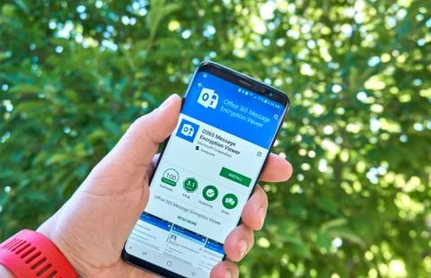 Microsoft O365 Message Encryption Viewer mobile app on Samsung s8. Stock Photos