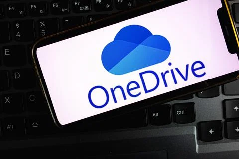 Microsoft OneDrive logo displayed on smartphone Stock Photos