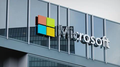 Microsoft Stock data presented on the logo of the office facade editorial Stock-Fotos