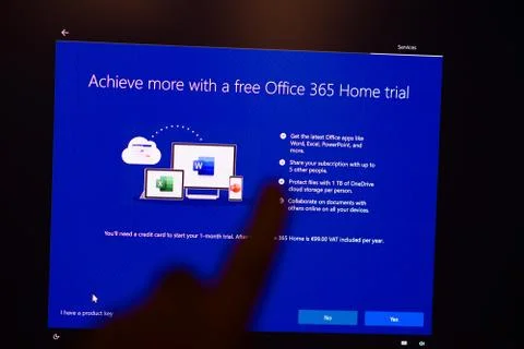 Microsoft Windows PC computer during the update of the OS operating system Stock Photos