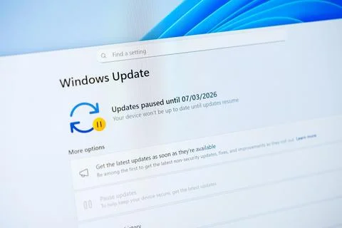 Microsoft Windows Update settings menu displayed on a monitor screen, showing a 写真素材