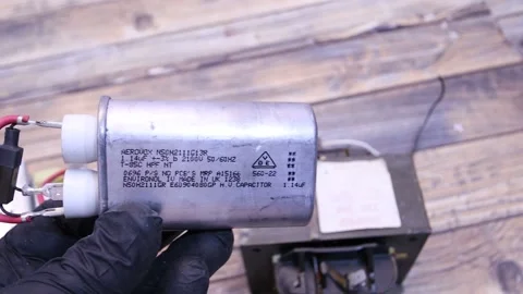 Microwave Oven Big Capacitor 스톡 동영상 226960445