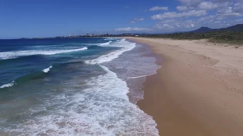 Midday flyover of Australian eastern coastline Video stock 134006109