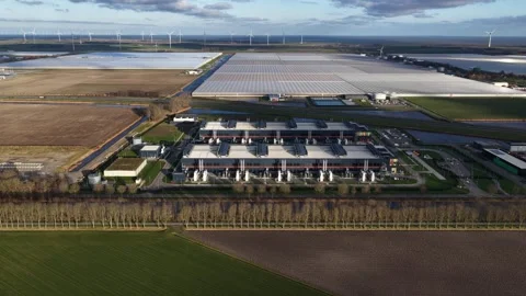 Middenmeer Data Center AI Computing Aerial 库存影片 325197904