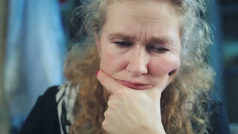 Middle-aged woman working on a computer Stock Footage 98634981