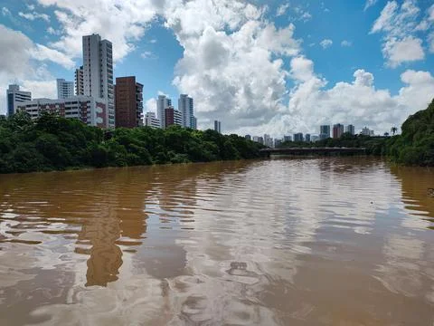 In the middle of a city flows a large river. Stock Photos