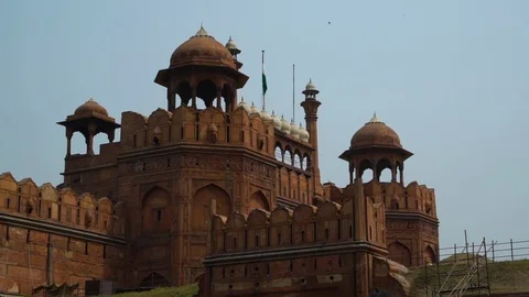 Midshot of outer facade. Video stock 107668863