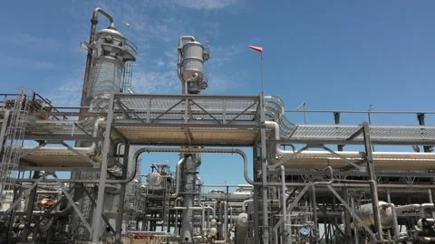 Midstream Energy Fly Through 動画素材 333349074