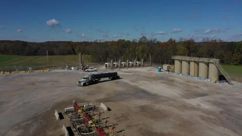 Midstream Operations in Ohio Video stock 333333349