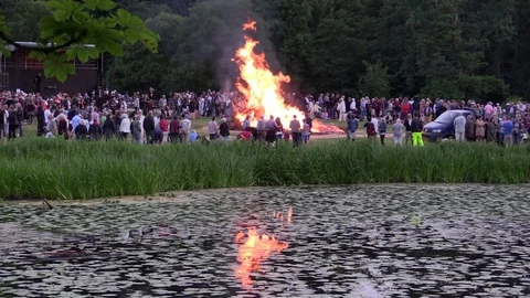 Midsummer Eve bonfire, St. John's Eve, Sankthansaften in Denmark Stock-Footage 111162226