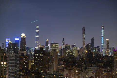 Midtown Moonset (1 of 2) Stock Footage 136322575