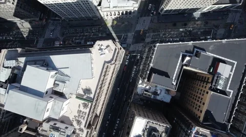 Midtown Rooftops and Avenue Traffic, Manhattan, New York City Vídeo Stock 62815875