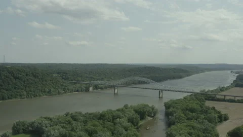 Midwestern River - Summer - 01 Stock-Footage 150821062