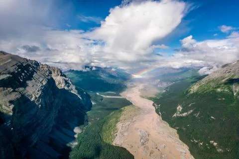 Mighty river view and rainbow in Wrangell-st. Elias national park Stock-Fotos