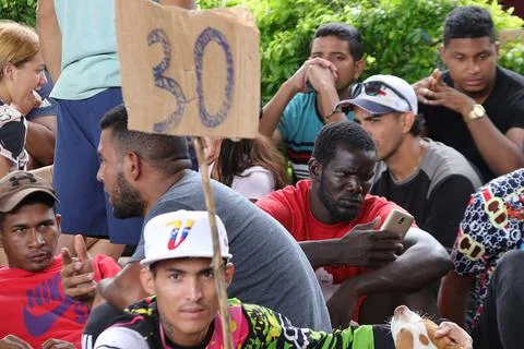 Migrant caravan processes documents in southern Mexico to advance to the US, Hui Stockfoto's