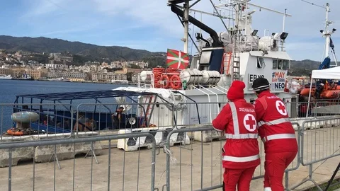 Migrants on Aita Mari ship Stockbeeldmateriaal 125073601