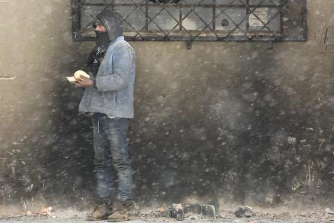 Migrants in Belgrade during winter Stock Photos