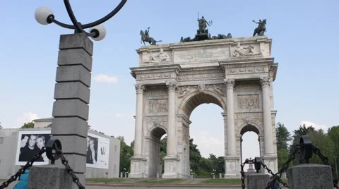 Milan, Arco Della Pace, Parco Sempione - spring sunny day Stock Footage 63382475