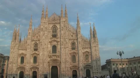 Milan Cathedral at Dusk Vidéo 12596888