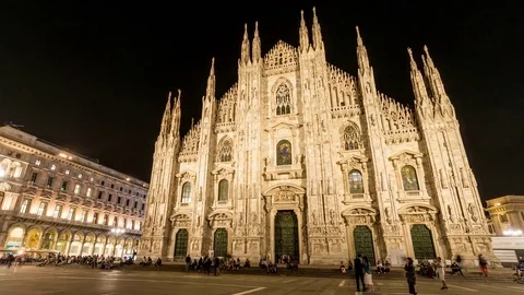 Milan Cathedral Stock Footage 75754305