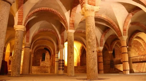 Milan, crypt San Giovanni in Conca Vídeos de archivo 40685869