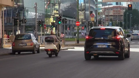 Milan, Italy,the new architectural complex in the Porta Nuova area,slow motion Stock Footage 117813604