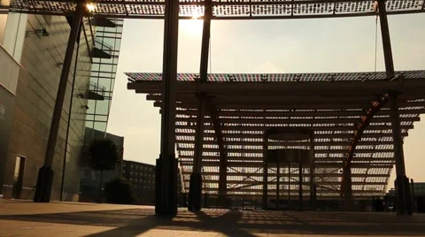 Milan, Piazza aumenti Skyscraper Stock Footage 40305265