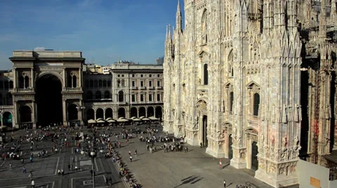 Milan, piazza duomo Stock Footage 33445951